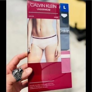 NIB 3-Pack Women’s Large Calvin Klein Underwears/Hipsters In Black/Gray/Pink